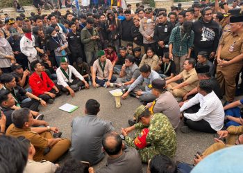 Ivan Wirata Desak Al Haris Hadapi Aspirasi Mahasiswa & Warga soal Karhutla